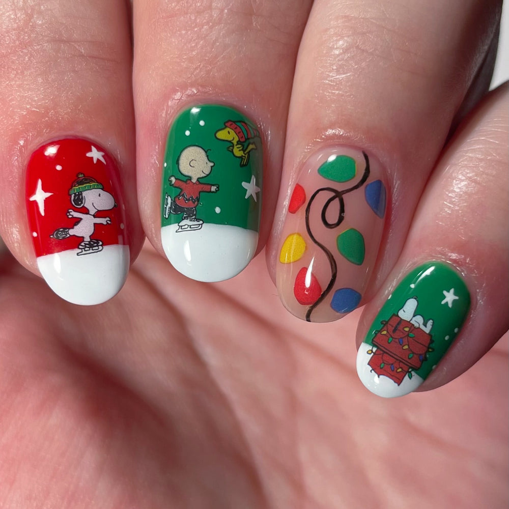 Peanuts Holiday Cheer Nail Art Stickers