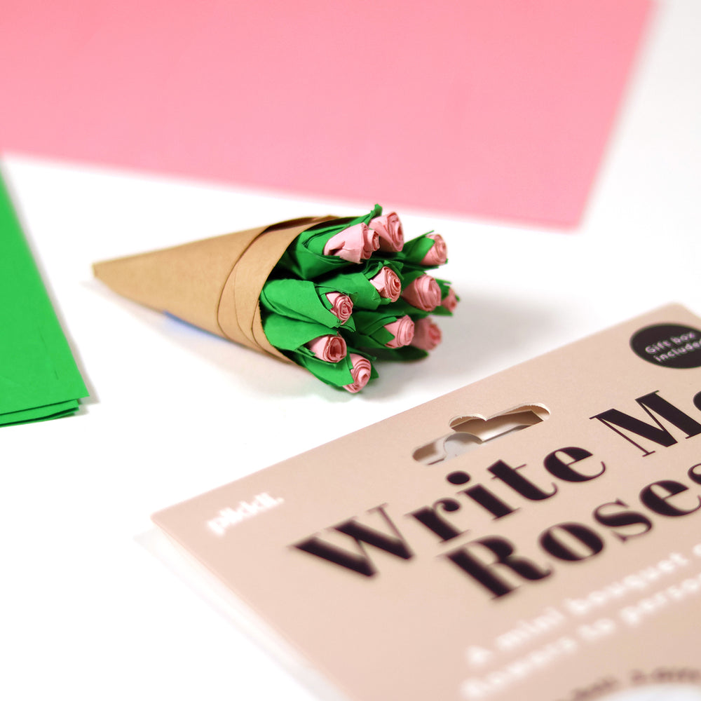 Pikkii Write Me Roses contents