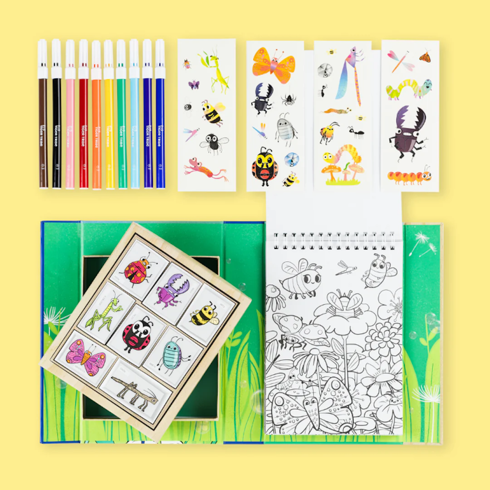 Colouring Set Backyard Bugs
