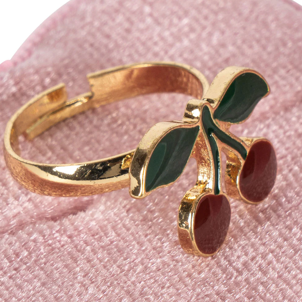 Love Ring Cherry