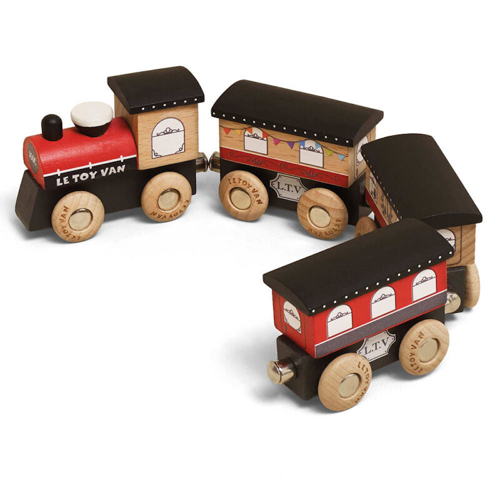 Royal Express Train & Carriages 4 Piece