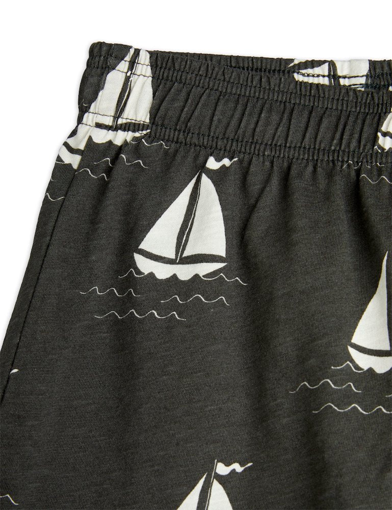 Sailing Boats AOP Shorts Grey