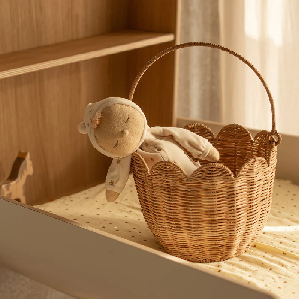 Rattan Tulip Carry Basket Natural
