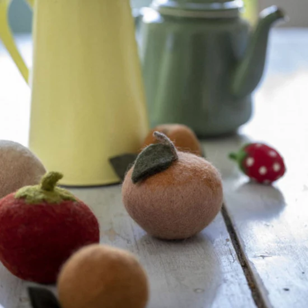 Felt Apple