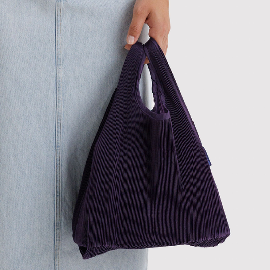 Pleated Baggu Fig