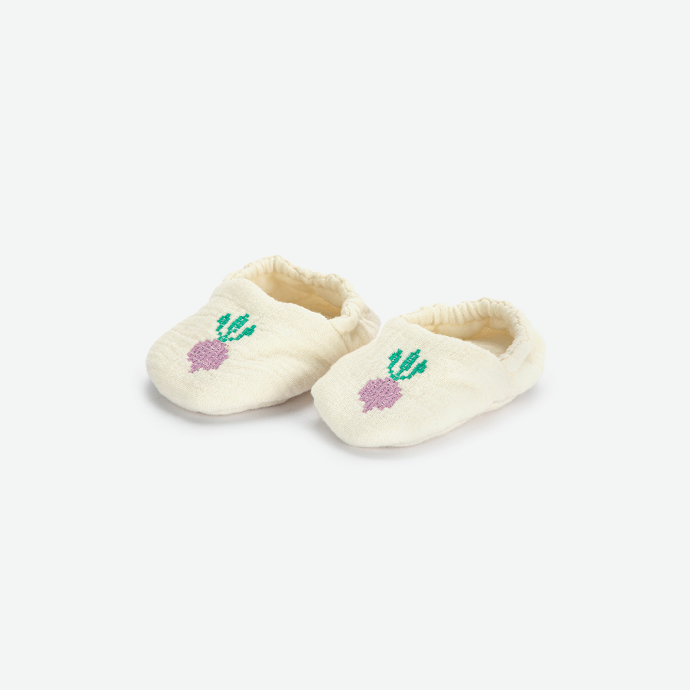 Cool Radish All Over Slippers