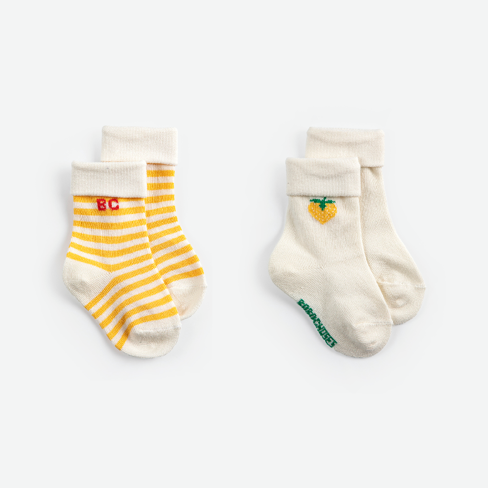 2 Pack Pixel Strawberry Short Socks