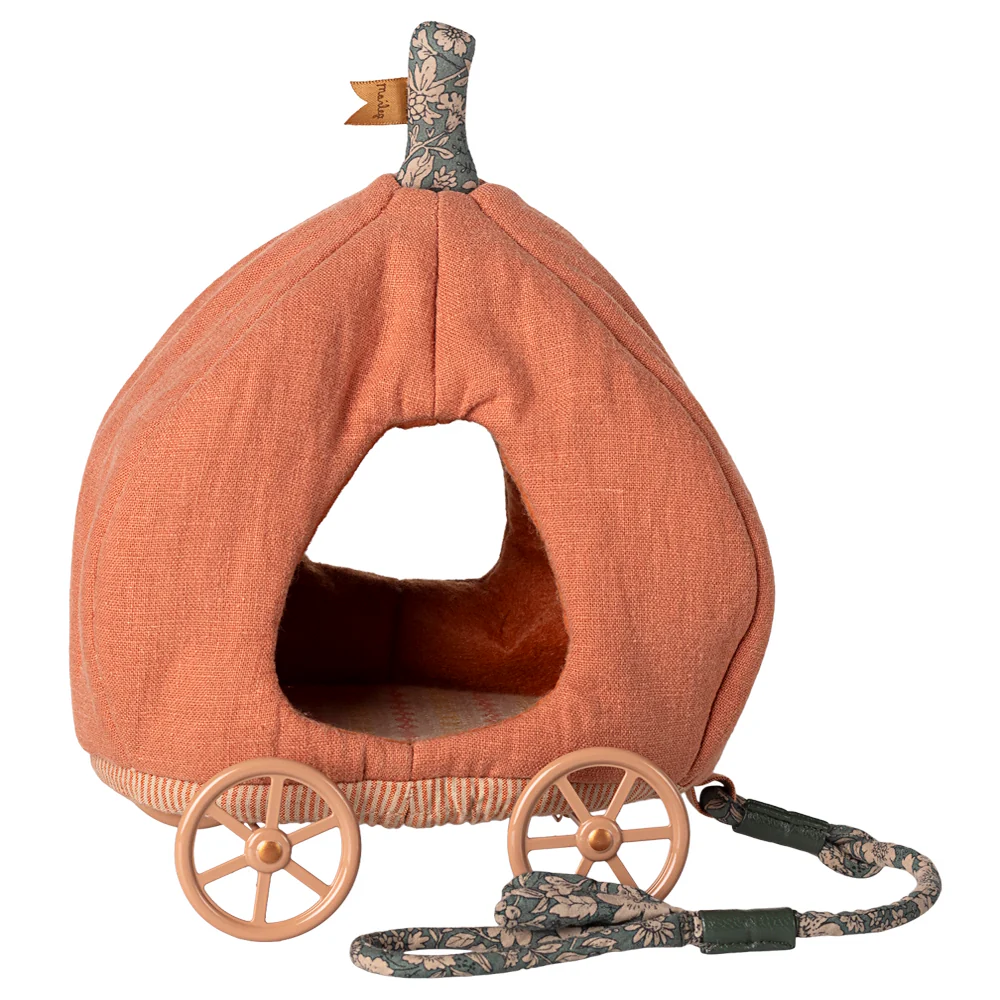 Pumpkin Carriage Mouse