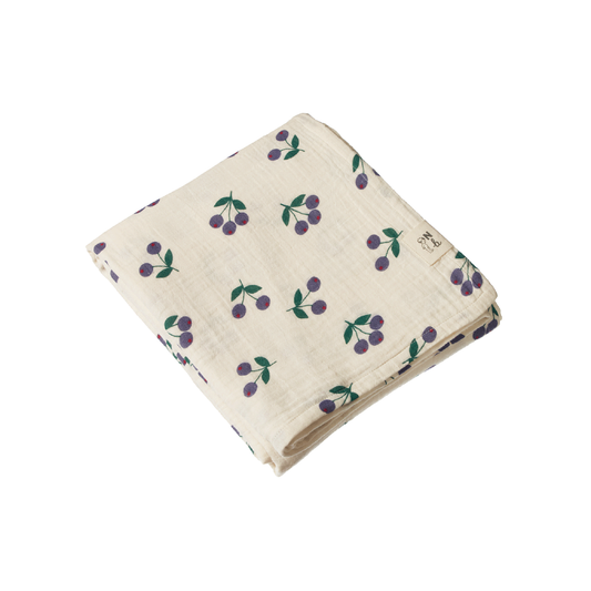 Muslin Wrap Winter Berry Natural Print