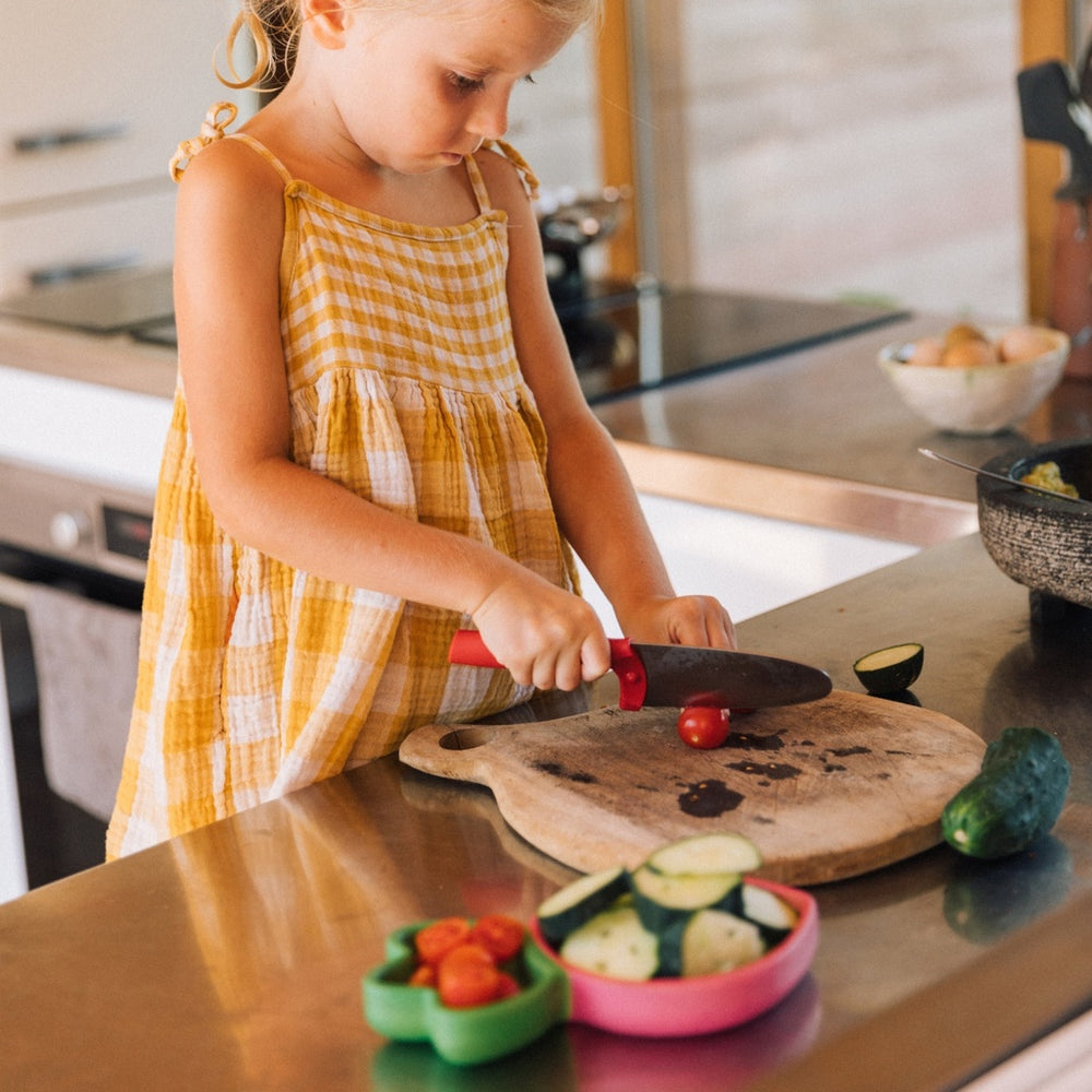 The Radish Plate & Spoon Set