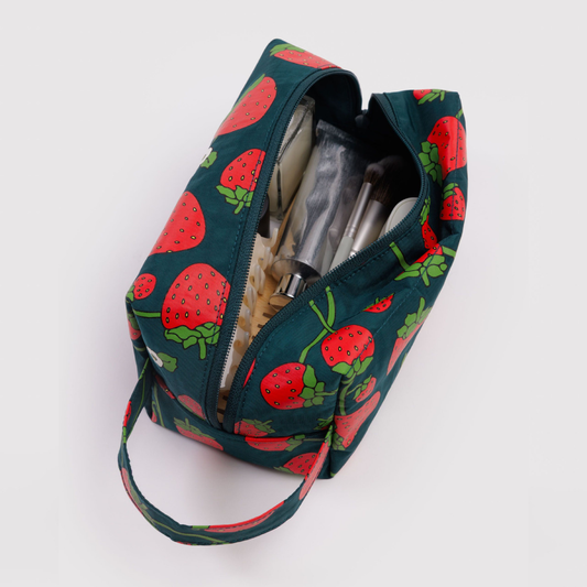 Dopp Kit Strawberry Blossom