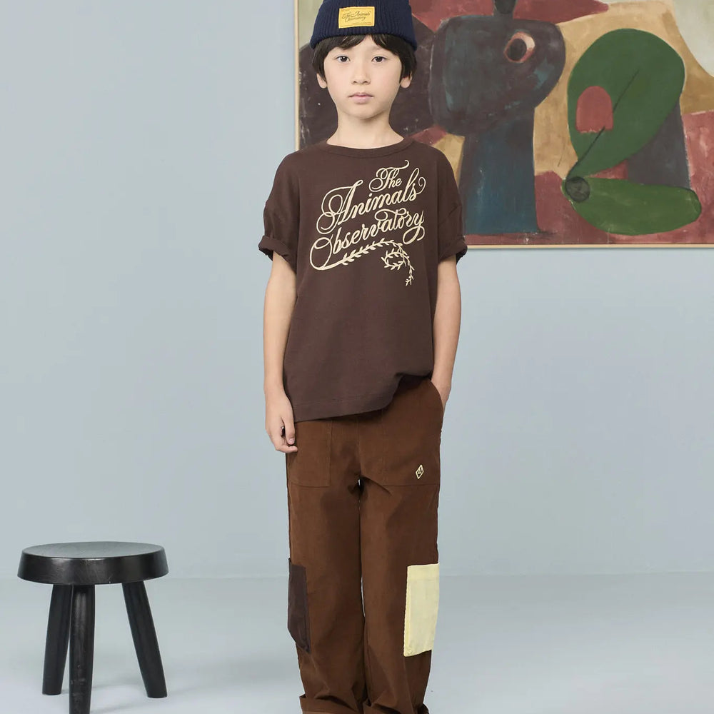 Dunker Kid T-Shirt Dark Brown - model front