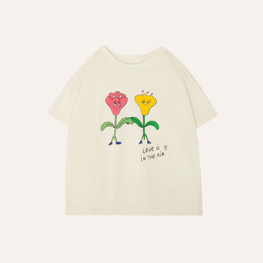 Love Is In The Air Kids T-Shirt