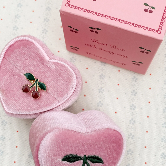 Love Ring Cherry