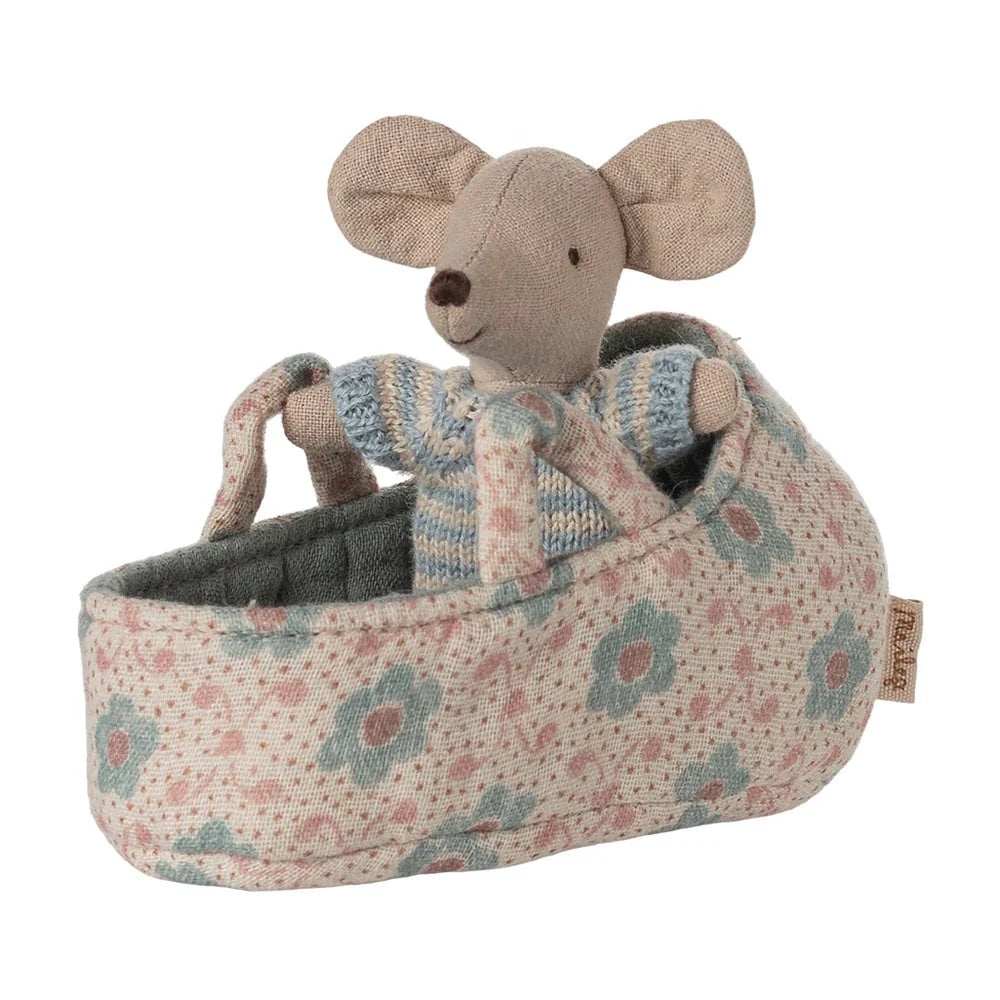 Baby Mouse in Carry Cot Blue