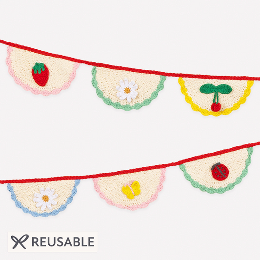 Crochet Scalloped Garland