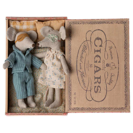Mum and Dad Mouse in Cigarbox