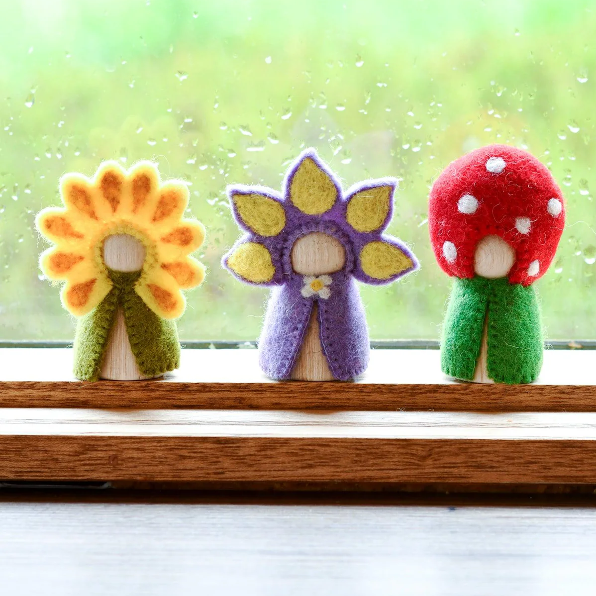 Floral Peg Dolls Set