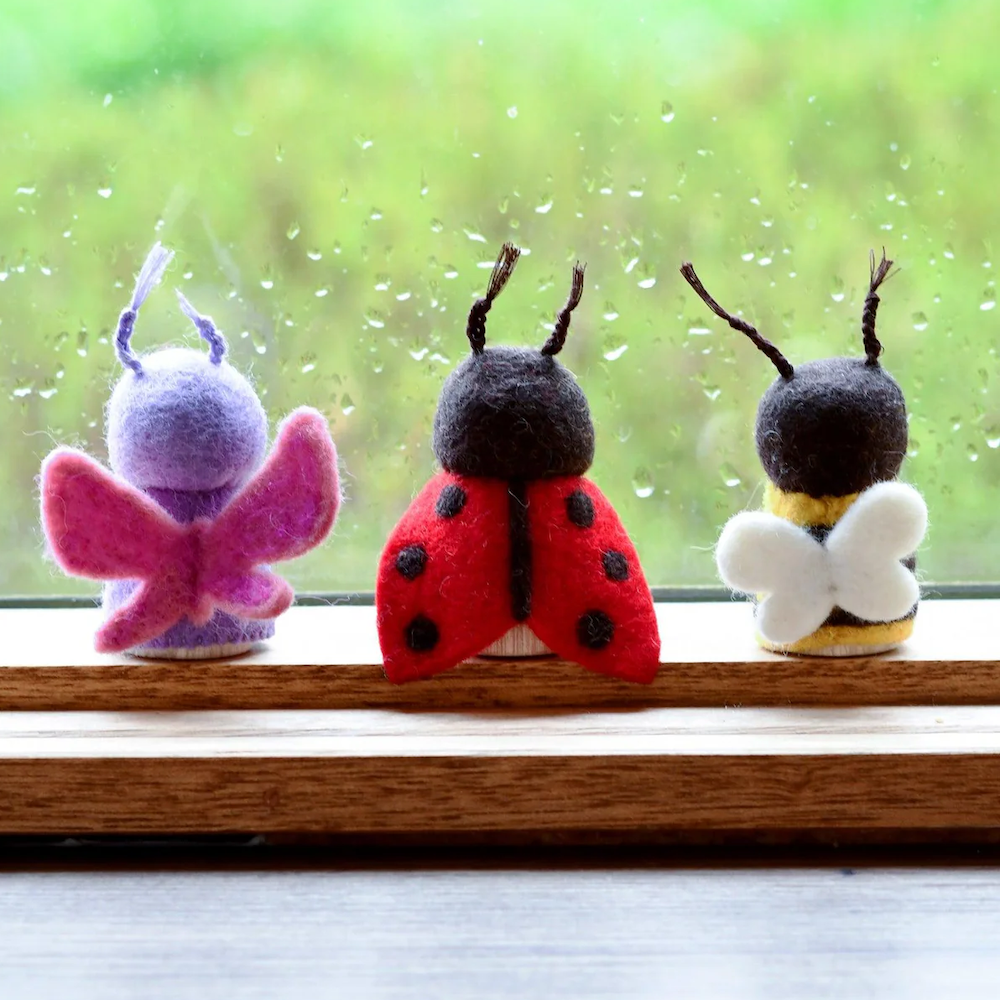 Floral Peg Dolls Set Insects