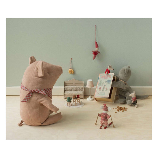 Lace Rug Mouse