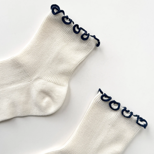 The Petite Ruffled Modal Socks Soft White/Navy